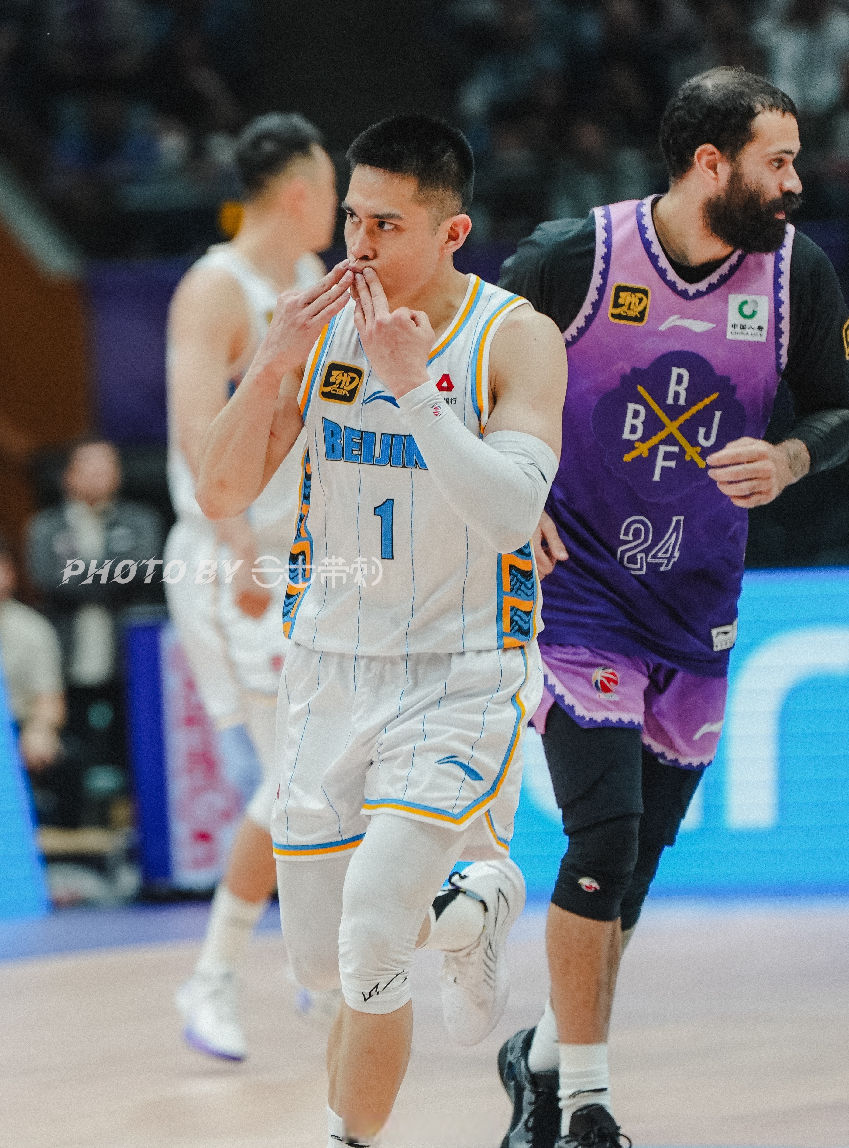 爱游戏网站入口-关于今晨密尔沃基雄鹿备战CBA常规赛；遗憾出局细节曝光；震撼外界；控场能力受关注的信息-爱游戏网站入口